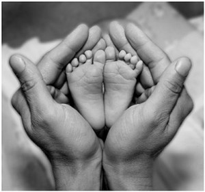 Baby-feet-and-hands